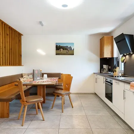 Schererhof Dolomitenblick Apartment
